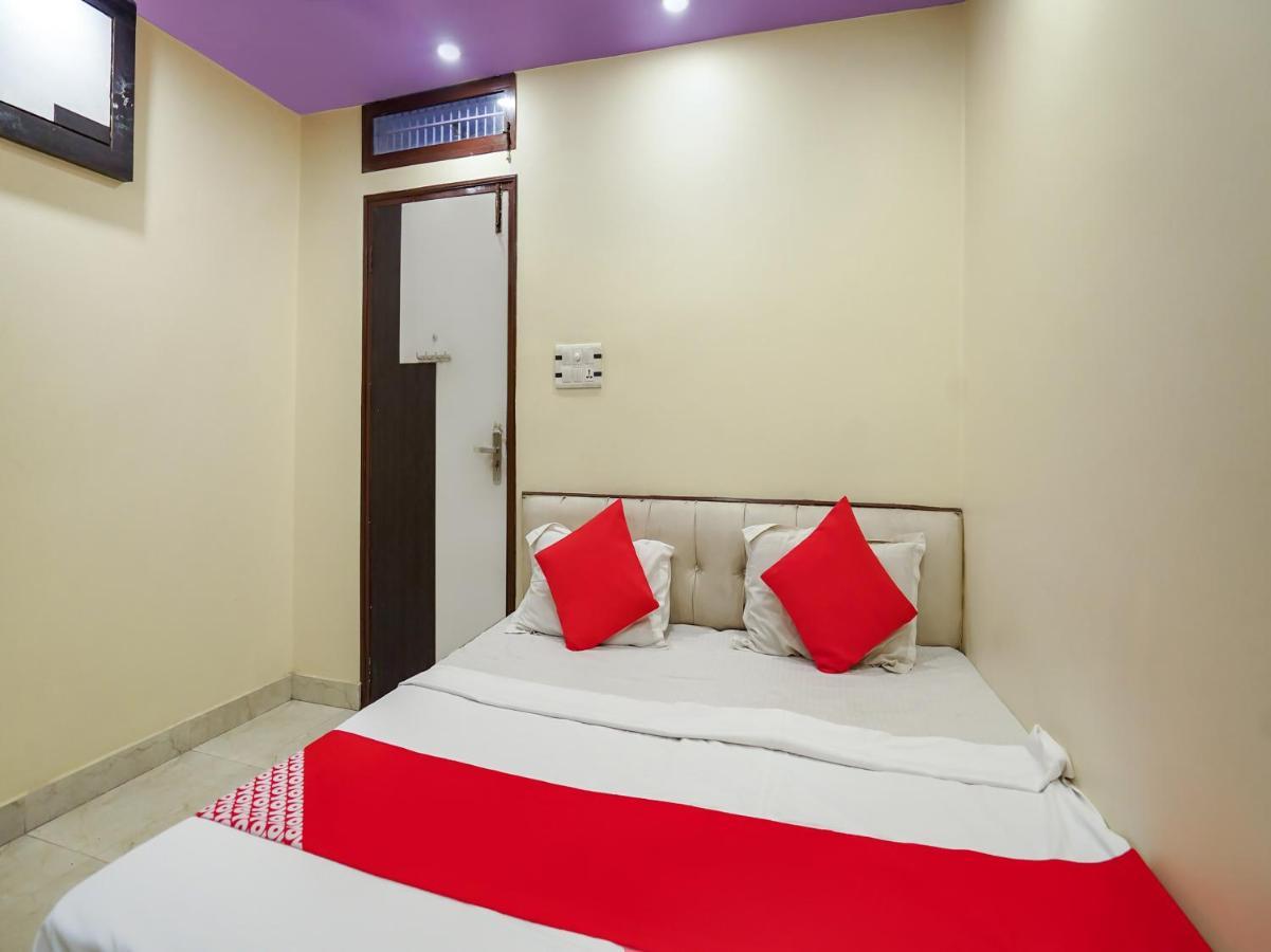 Oyo 75627 New Ankit Guest House Варанасі Екстер'єр фото
